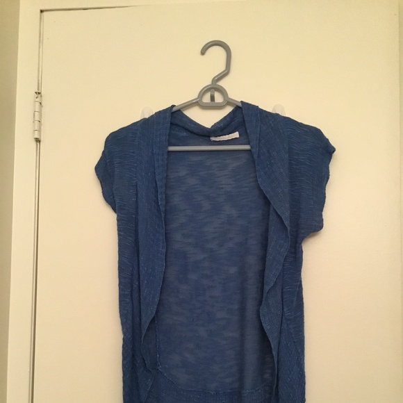 Blue top - Picture 2 of 2